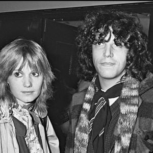 Entre potager géant, élevage et soirées au coin du feu, ils savouraient les plaisirs de la campagne.
Archives - Julien Clerc et Miou-Miou à l'Élysée Montmartre en 1976.
© Bestimage