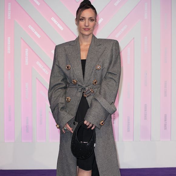 Léa Castel s'est mariée il y a à peine quelques jours à l'homme de sa vie.

Léa Castel - Photocall lors du Festival Séries Mania à Lille le 19 mars 2024.

© Stéphane Vansteenkiste / Bestimage