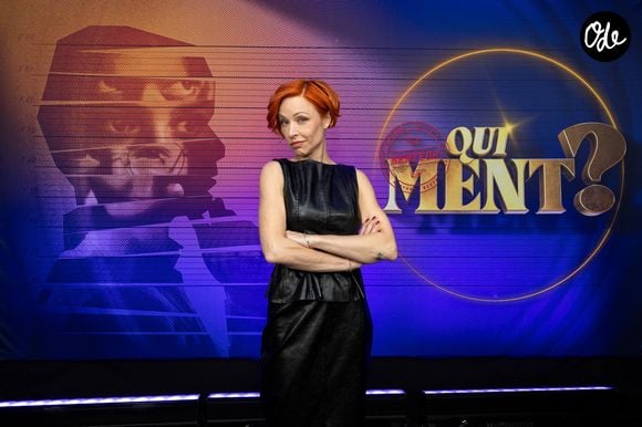Exclusif - Natasha St-Pier en backstage de l'enregistrement de l'émission "Qui Ment?" présentée par B.Guillon et diffusée le 20 août 2026 sur France 2, à Saint-Denis, Seine Daint-Denis, France, le 24 novembre 2025. © Jeremy Melloul/Bestimage