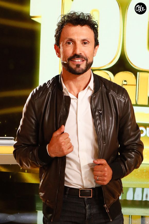 Exclusif - Willy Rovelli - Backstage - Enregistrement de l'émission "100% Logique", présentée par C.Féraud et diffusée le 25 novembre sur France 2. © Christophe Clovis / Bestimage
