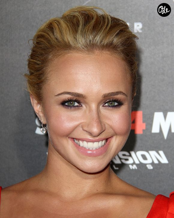 Los Angeles - L'actrice Hayden Panettiere est tragiquement décédée à l'âge de 36 ans. La vedette, surtout connue pour ses rôles marquants dans les séries télévisées à succès Heroes et Nashville s'est éteinte le dimanche 16 août 2026.
Crédit : Backgrid USA / Bestimage