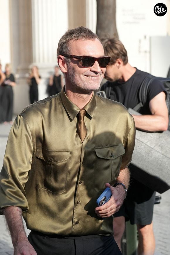 Augustin Trapenard au défilé de mode Saint Laurent homme printemps / été 2027 à la Bourse du Commerce à Paris le 23 juin 2026

© Anne-Sophie Guebey / Bestimage