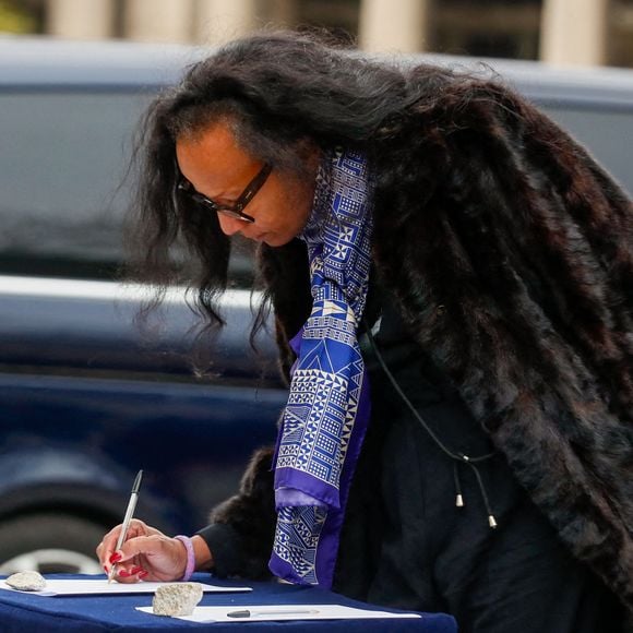 Le monde de la télévision a changé.

Vincent Mc Doom - Obsèques de Claude Allègre en la salle de la Coupole du cimetière du Père-Lachaise à Paris, France. © Christophe Clovis/Bestimage