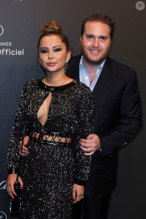 Selon nos confrères de Glitz, elle présentera les œuvres des artistes kazakhstanais Saule Suleimenova et Sayan Baigaliyev à la Casa dei Tre Oci, sur l’île de la Giudecca. 

Togzhan Izbasarova et Alain Wertheimer - Photocall de la soirée Chopard Space lors du 70ème Festival International du Film de Cannes, France, le 19 mai 2017. © Borde-Jacovies-Moreau/Bestimage