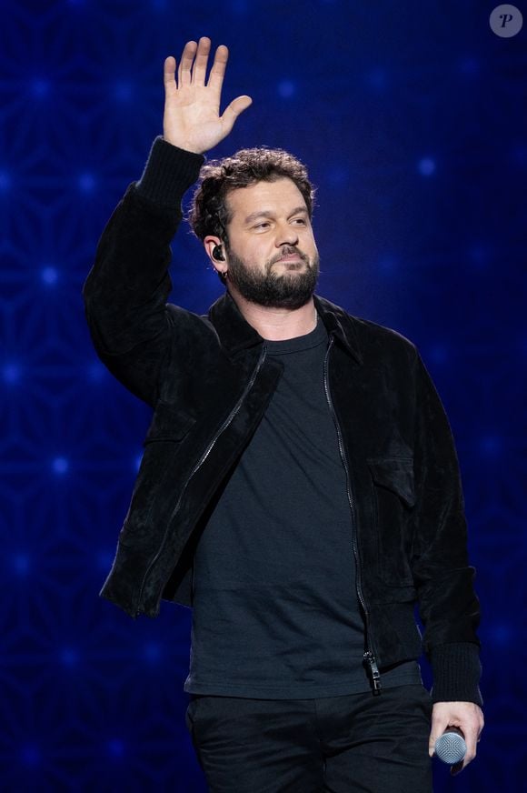 Claudio Capeo pour les surprises de l'enregistrement de l'émission "La Boîte à secrets", présentée par F.Bollaert et diffusée le 16 janvier 2026 sur France 3, dans les studios du Lendit à Saint-Denis, France, le 16 décembre 2025. © Cyril Moreau/Bestimage