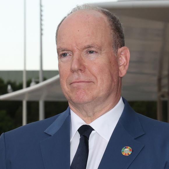 Le Prince Albert II de Monaco, curieux et amateur de patrimoine, a fait une visite mémorable loin de la Principauté. 

Le prince Albert II de Monaco - Vernissage de l'exposition du prix photographique environnemental à Monaco.
© Claudia Albuquerque / Bestimage
