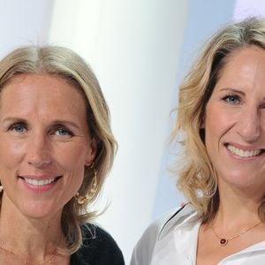 Agathe Lecaron et Maud Fontenoy à l'enregistrement de l'émission "Vivement Dimanche" au Studio Gabriel à Paris le 16 novembre 2022 © Guillaume Gaffiot / Bestimage