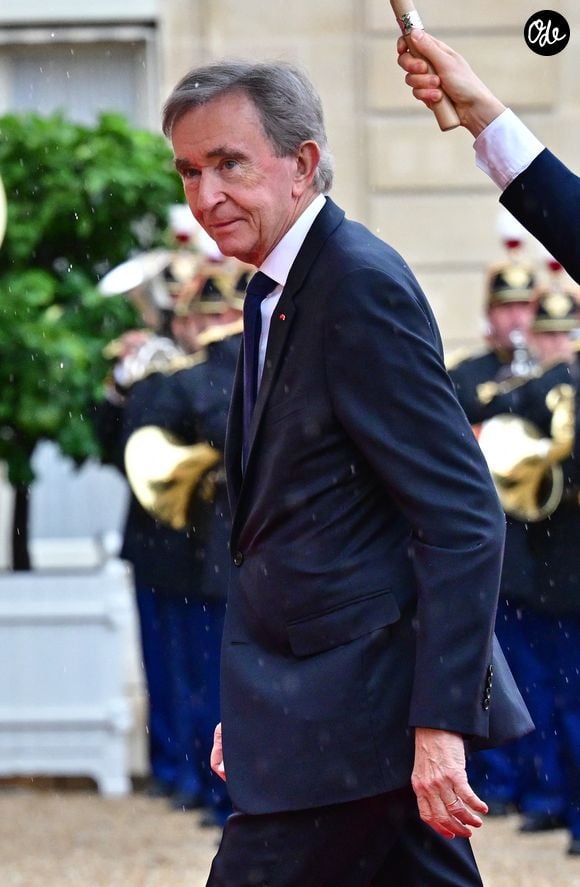 Bernard Arnault, Pdg de LVMH - Arrivées des personnalités au dîner d’État en l’honneur du président brésilien et de sa femme au palais présidentiel de l’Élysée à Paris le 5 juin 2025.

© Christian Liewig / Bestimage
