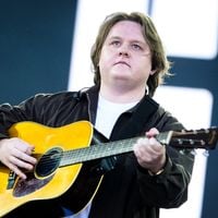 "C'est si bon d'être de retour" : Ce célèbre chanteur de 28 ans tient sa revanche deux ans après, son histoire a fait le tour du monde