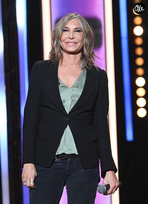 Zazie - Les personnalités se mobilisent lors de la 36ème édition du Téléthon sur le plateau de France 2, le 3 décembre 2022. © Coadic GUIREC / Bestimage