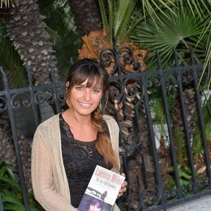 Laetitia Milot pose lors du Festival du livre 2013 à Nice, France, le 9 juin 2013. Photo par Patrice Masante/ABACAPRESS.COM