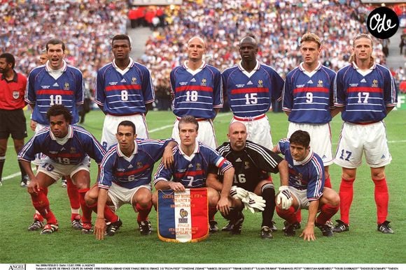 Info du 13/08/2026 - Fabien Barthez dans l'encadrement des Bleus de Zidane (source Fédération) - Info - Le maillot de Zinedine Zidane de la finale de la Coupe du Monde 1998 va être mis aux enchères le 15 mars prochain