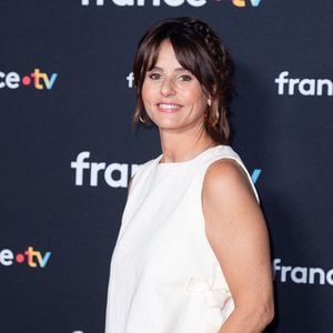 Interviewée par le "Parisien" le 20 septembre 2025, l'animatrice de 46 ans a évoqué cette situation délicate. 

Faustine Bollaert assiste a la Conférence de Presse de rentrée de France Télévisions a Paris, France le 11 Juillet 2023. Photo par Aurore Marechal/Abacapress.com