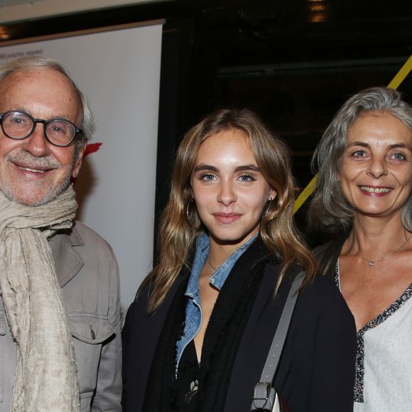 Il s’est montré plus présent avec sa fille cadette Mathilde, née dans les années 1990 de son second mariage avec Valérie.

Exclusif - Patrice Laffont, sa femme Valérie et leur fille Mathilde - People au concert de Jean-Francois Varlet à l'Européen à Paris le 2 octobre 2017. © Denis Guignebourg/BestImage