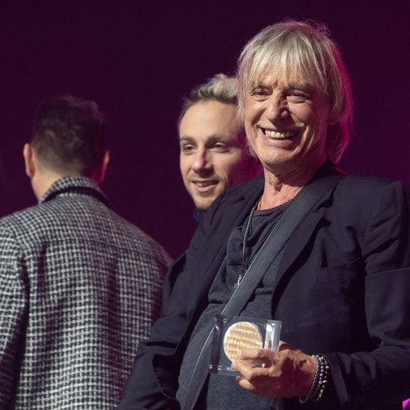 Le chanteur célèbre ses 50 ans de carrière

Jean-Louis Aubert (Grand prix de la chanson française, créateur-interprète) lors de la Cérémonie des Grands Prix de la Sacem 2025 au théâtre Les folies Bergeres, à Paris, France, le 24 novembre 2025. Photo par Mireille Ampilhac/ABACAPRESS.COM