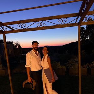 Ensemble depuis 2010, ils sont les parents de deux enfants.
Nikola Karabatic partage de belles photos de son mariage avec Géraldine.