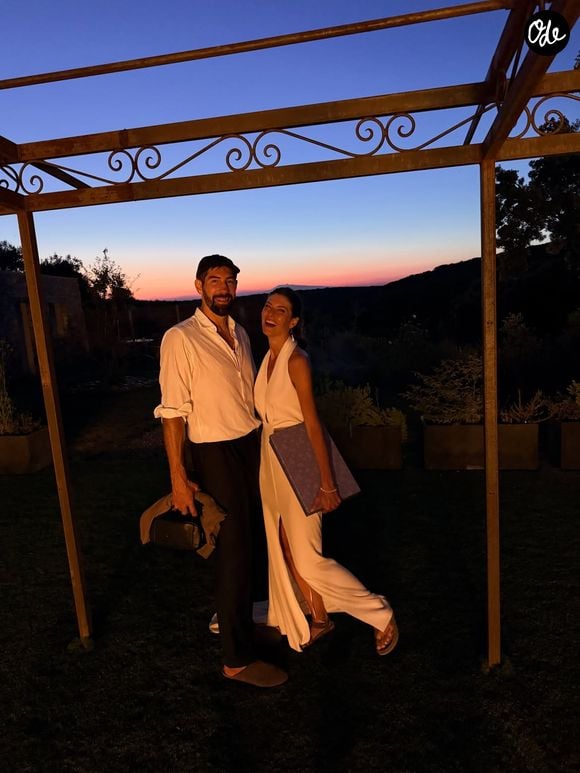 Ensemble depuis 2010, ils sont les parents de deux enfants.

Nikola Karabatic partage de belles photos de son mariage avec Géraldine.