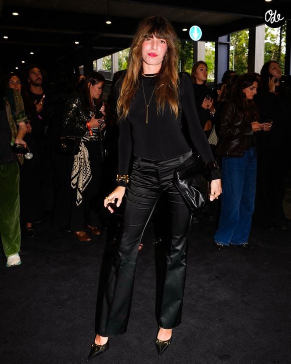 Lou Doillon assiste à Gucci Le défilé de mode The Store pendant la Milan Fashion Week Womenswear Printemps/Été 2027 le 25 septembre 2026 à Milan, en Italie. © Lucia Sabatelli / Bestimage