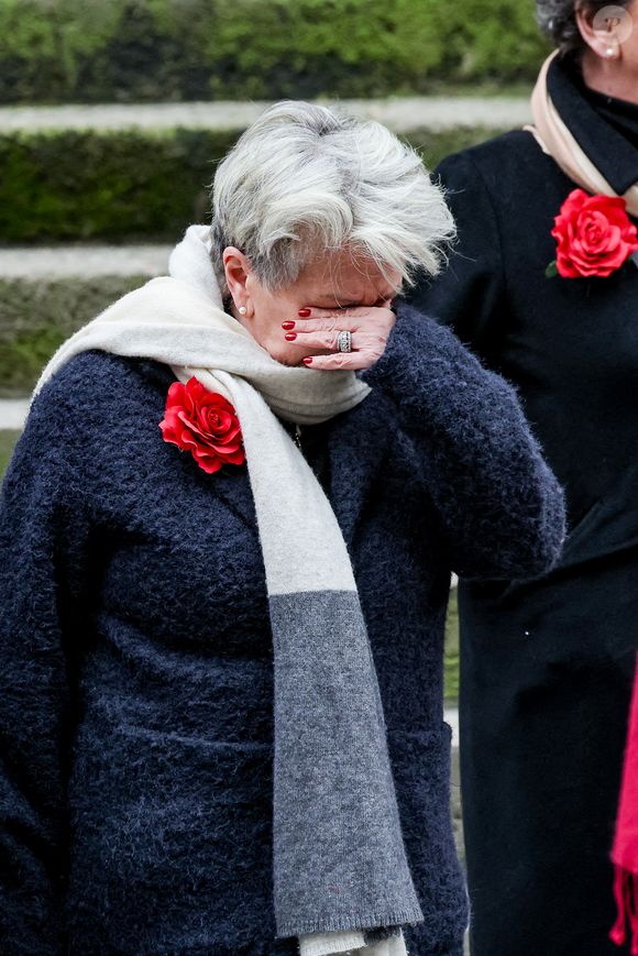 Françoise Laborde - Sortie des obsèques de Catherine Laborde en l’église Saint-Roch à Paris, le 6 février 2025. Décédée le 28 janvier 2025 à l'âge de 73 ans, l'ancienne présentatrice météo de TF1 (1988 - 2017) était atteinte de la maladie neurodégénérative à corps de Lewy. 
© Jacovides - Moreau / Bestimage
