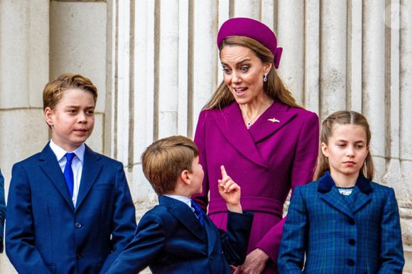 Catherine (Kate) Middleton, princesse de Galles, Le prince George de Galles, Le prince Louis de Galles, La princesse Charlotte de Galles - La famille royale britannique assiste aux célébrations du 80ème anniversaire de la fin de la Seconde guerre mondiale (VE Day) à Londres, le 5 mai 2025.