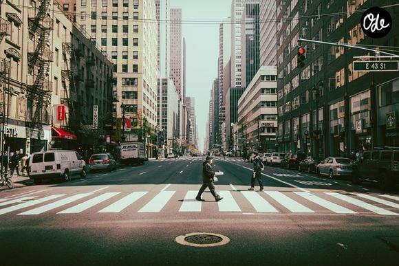 Remercier un automobiliste témoigne d’une capacité à reconnaître l’effort et l’attention d’autrui.

Florian Gopfert / Unsplash