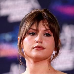 Marine Delplace au photocall de la 27ème édition des NRJ Music Awards au palais des Festivals de Cannes, France, le 31 octobre 2025. © Dominique Jacovides/Bestimage