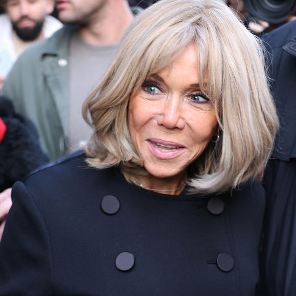 Brigitte Macron, la première dame de France - Les célébrités arrivent au défilé Stéphane Rolland à la Salle Pleyel, "Collection Haute Couture Printemps/Eté 2025" lors de la Fashion Week de Paris (PFW), le 28 janvier 2025. © Denis Guignebourg / Bestimage