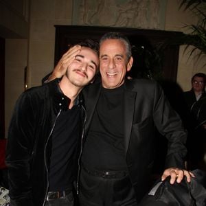 Thierry Ardisson et son fils Gaston Ardisson lors du cocktail de lancement du magazine Façade 16 à l'hôtel Costes à Paris, France, le 23 février 2017. © Philippe Baldini/Bestimage