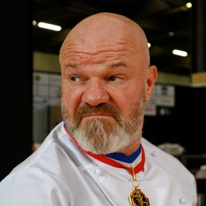 Philippe Etchebest est de retour dans "Top Chef"
Exclusif - Philippe Etchebest préside le salon français de la restauration "Expotel" à Bordeaux. Il dirige aussi la journée des chefs et sa compétion regroupant 22 Etoiles sur l'évènement. © Patrick Bernard/ Bestimage