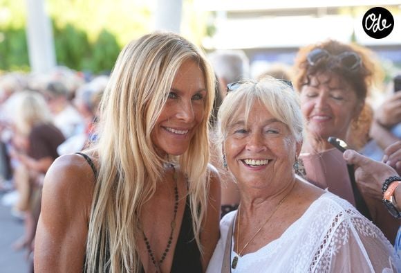 Le blond naturel, fondu et facile à entretenir séduit de plus en plus de femmes cette saison.

Astrid Veillon - Festival Les Hérault du Cinéma et de la Télévision 2026 au Cap d'Agde le 18 juin 2026. © Anne-Sophie Guebey/Bestimage