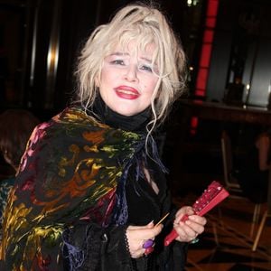 Armande Altai - Vente aux encheres de 5 lots, qui ont rapporte 7300 euros, au profit de la reconstruction du chateau de Saint-Cloud a l'Hotel du Collectionneur a Paris. Le 1er juin 2013. BALDINI / BESTIMAGE