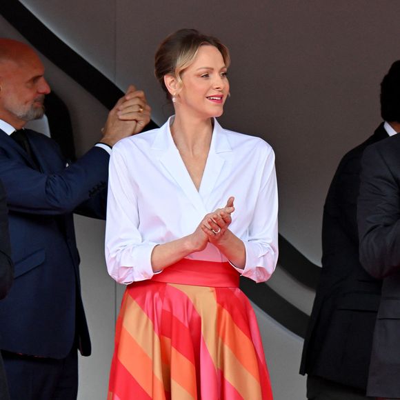 Mike Fries, le PDG de Liberty Global, la princesse Charlene de Monaco et Alejandro Agag, fondateur et président de Formula E, durant le Monaco E-Prix 2025, Round 7, le 4 mai 2025. © Bruno Bebert/Bestimage
