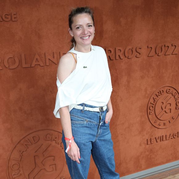 Charlie Bruneau (actrice) au village (Jour 5) lors des Internationaux de France de Tennis de Roland Garros 2022. Paris, le 26 mai 2022. © Bertrand Rindoff Petroff / Bestimage