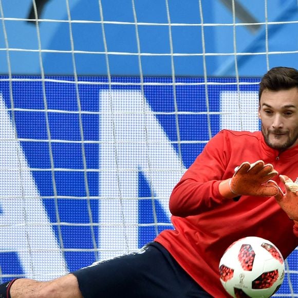 t Hugo Lloris lors d'une séance d'entraînement de l'équipe de France avant la demi-finale contre la Belgique au stade de Saint-Pétersbourg, Photo de Lionel Hahn/ABACAPRESS.COM