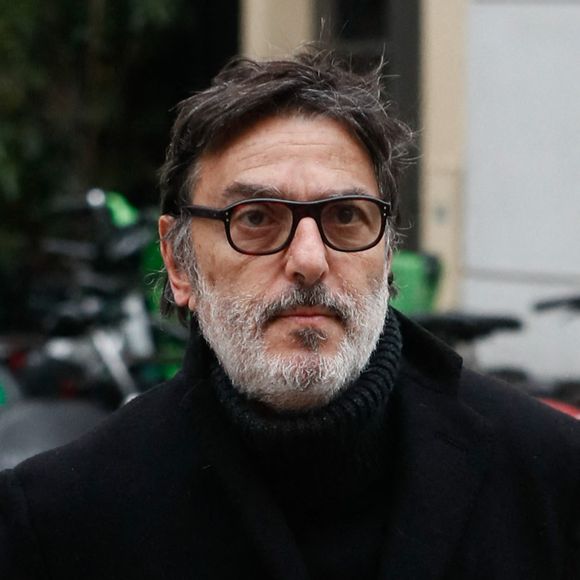 Yvan Attal - Arrivées aux obsèques de Niels Arestrup à l'Église Saint-Roch à Paris. Le 10 décembre 2024
© Christophe Clovis / Bestimage