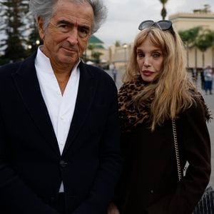 Bernard-Henry Lévy et sa femme Arielle Dombasle - Les personnalités accompagnant le président de la République Emmanuel Macron lors de sa visite d'Etat de trois jours au Maroc, le 28 octobre 2024. 
© Ludovic Marin / Pool / Bestimage