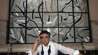 Michel Sardou propriétaire d'une villa de 500m2 dans le sud, le chanteur apprécie une chose devenue impossible à Paris