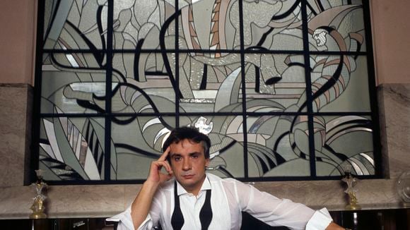 Michel Sardou propriétaire d'une villa de 500m2 dans le sud, le chanteur apprécie une chose devenue impossible à Paris