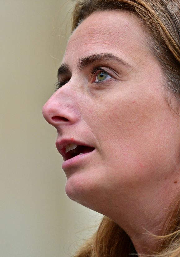 Marine Tondelier, secrétaire nationale du parti de gauche français Les Écologistes - Les chefs des partis politiques et des groupes parlementaires de l'Assemblée nationale votent du palais présidentiel de l'Elysée à Paris, France, le 10 octobre 2025. © Christian Liewig/Bestimage