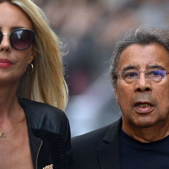 Laurent Vouzy et Isaure Le Faou vivent dans des maisons séparées.

Isaure Le Faou et son compagnon Laurent Voulzy assistent aux obsèques de Thierry Ardisson à l'église Saint Roch à Paris, France. 


Photo par Franck Castel/ABACAPRESS.COM