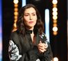 Sortie événement du troisième roman d'Olivia Ruiz, intitulé ¡Vamos !, aux éditions JC Lattès.


Olivia Ruiz - Les personnalités se mobilisent lors de la 37ème édition du Téléthon sur le plateau de France 2, avec pour parrain Vianney. Cette année, 80,6 millions de dons ont été promis. 
© Coadic Guirec / Bestimage