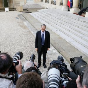 Bill Gates n’a jamais eu besoin de sommeil pour rêver grand. 

Le président de la République française reçoit Bill Gates et sa femme au palais de l'Elysée à Paris, France. © Dominique Jacovides/Bestimage