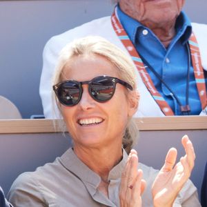 Anne-Sophie Lapix en tribunes lors des Internationaux de France de tennis de Roland Garros 2023 à Paris, France, le 2 juin 2023. © Moreau-Jacovides/Bestimage