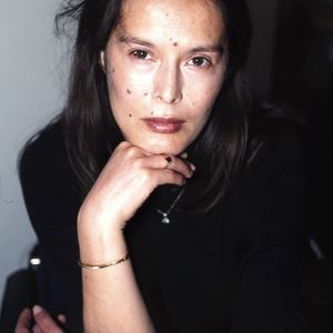 Toutefois, les intéressés ne sont jamais mariés... Mais le chanteur a tenu à offrir à sa muse, une maison nichée dans le 13ème arrondissement de Paris "à quelques encablures du quartier chinois".

Archives - Portrait de Bambou  ( derniere compagne de Serge Gainsbourg )