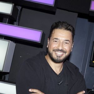 Portrait de Moundir lors de l'enregistrement de l'émission "Chez Jordan de Luxe" à Paris le 6 septembre 2023.

© Cédric Perrin / Bestimage