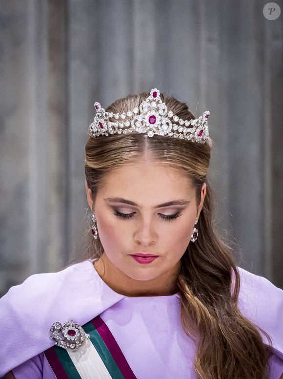 La princesse héritière Catharina-Amalia des Pays-Bas au banquet d'État au Palais royal lors de la visite d'État du sultan d'Oman aux Pays-Bas, premier jour à Amsterdam, aux Pays-Bas, le 15 avril 2025. © Dana Press / Bestimage