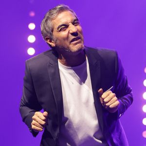 Exclusif - Ary Abittan sur la scène de la Cigale de Paris avec son spectacle "Authentique" le 18, 19, 22 et 23 février 2025. © Coadic Guirec/Bestimage