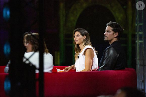 Exclusif - Laury Thilleman et Juan Arbelaez - Enregistrement de l'émission "Surprise Sur Prise", présentée par L.Thilleman et D.Jack'sman, qui sera diffusée en prime time le 26 septembre sur France 2, au cours de laquelle certains invités ont pu revoir des séquences de la première version de l’émission dans laquelle ils étaient piégés, quelques années auparavant. Paris le 14 septembre 2020
© Jack Tribeca / Bestimage