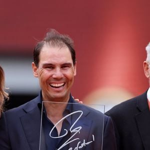 Amelie Mauresmo, Rafael Nadal, Gilles Moretton  -  Hommage à Rafael Nadal lors des internationaux de France de tennis à Roland Garros le 25 mai 2025.

© Dominique Jacovides / Cyril Moreau / Bestimage