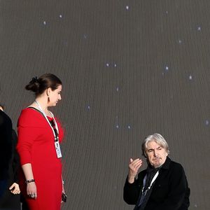 Serge Lama - Le président de la République française et sa femme la Première Dame assistent au concert en hommage à Charles Aznavour sur la place de la Répulique à Erevan, Arménie, le 11 octobre 2018. © Dominique Jacovides/Bestimage